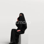 Posed 052-6575 Woman Arab