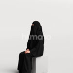 Posed 085-6253 Woman Arab
