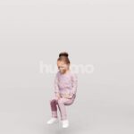 Animated 013-4339 S1 Kid Sitting