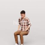 Animated 040-1847 S1 Man Sitting